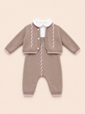 Set salopette beige e rosa
