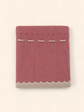 Copertina con dettaglio beige