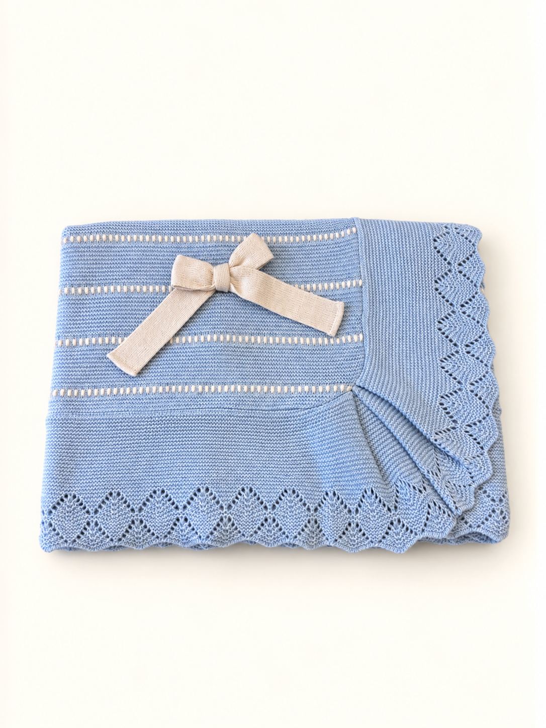 Copertina celeste e righe beige